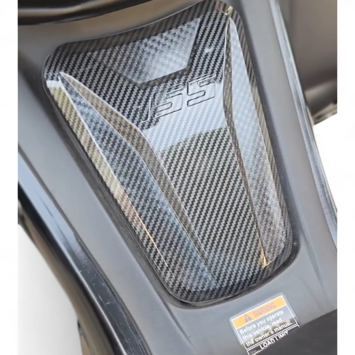 Aerox 155 Tank Cover Carbon