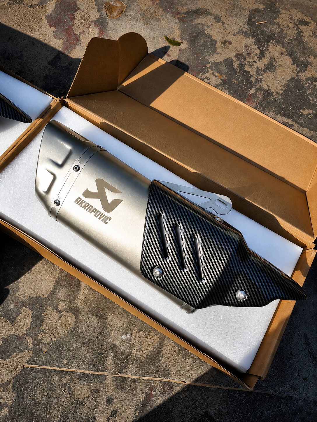 Akrapovic R1M Style Exhaust with DB Killer | Universal Slip-On Motorcycle Exhaust