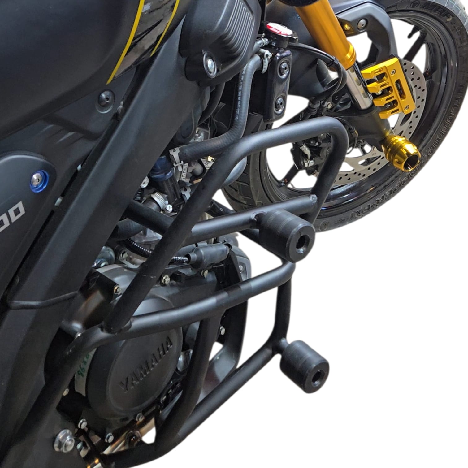 Yamaha XSR 155 crash guard 4 slider installed